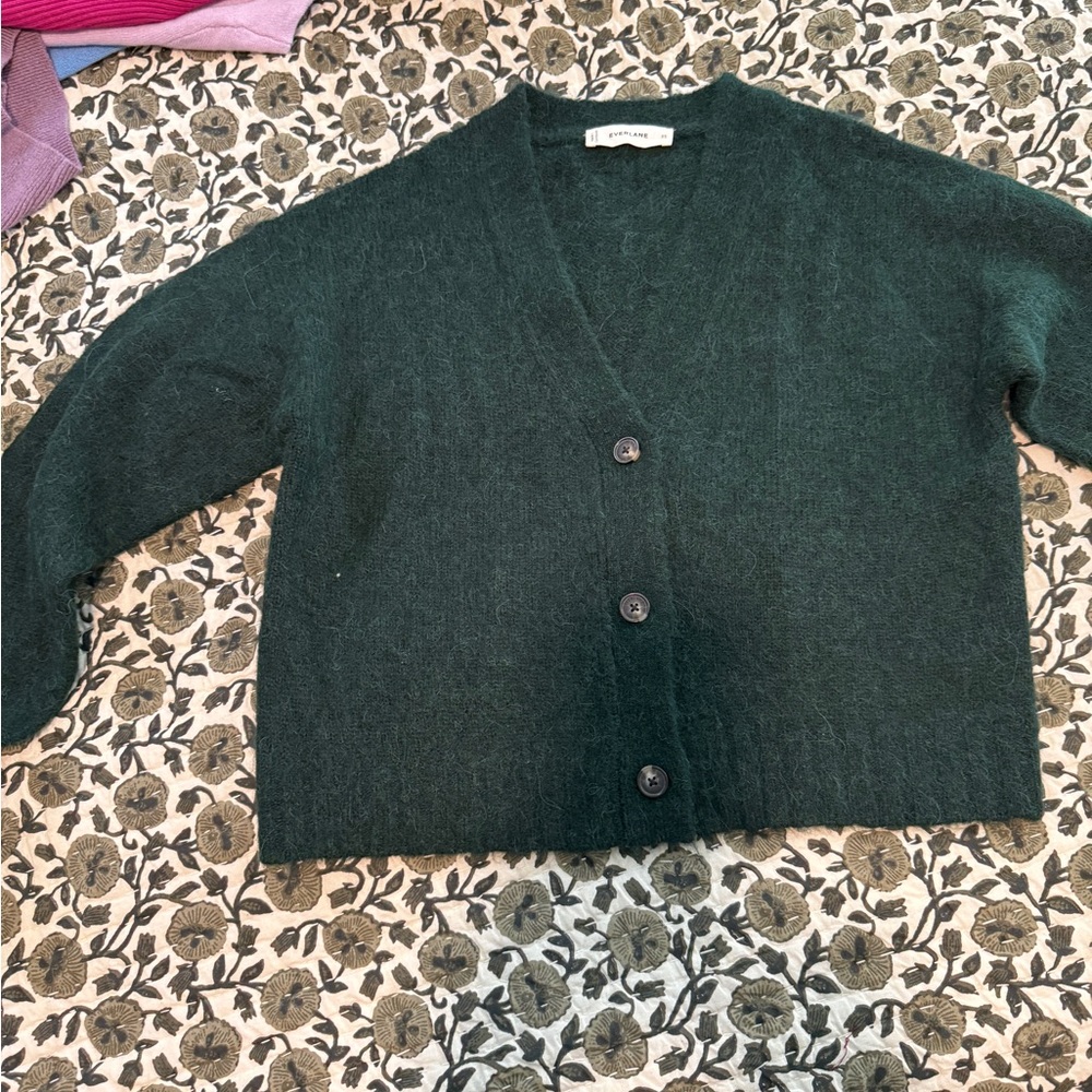 Everlane High V Cropped Alpaca Cardigan